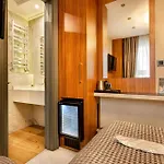 Santra Hotel