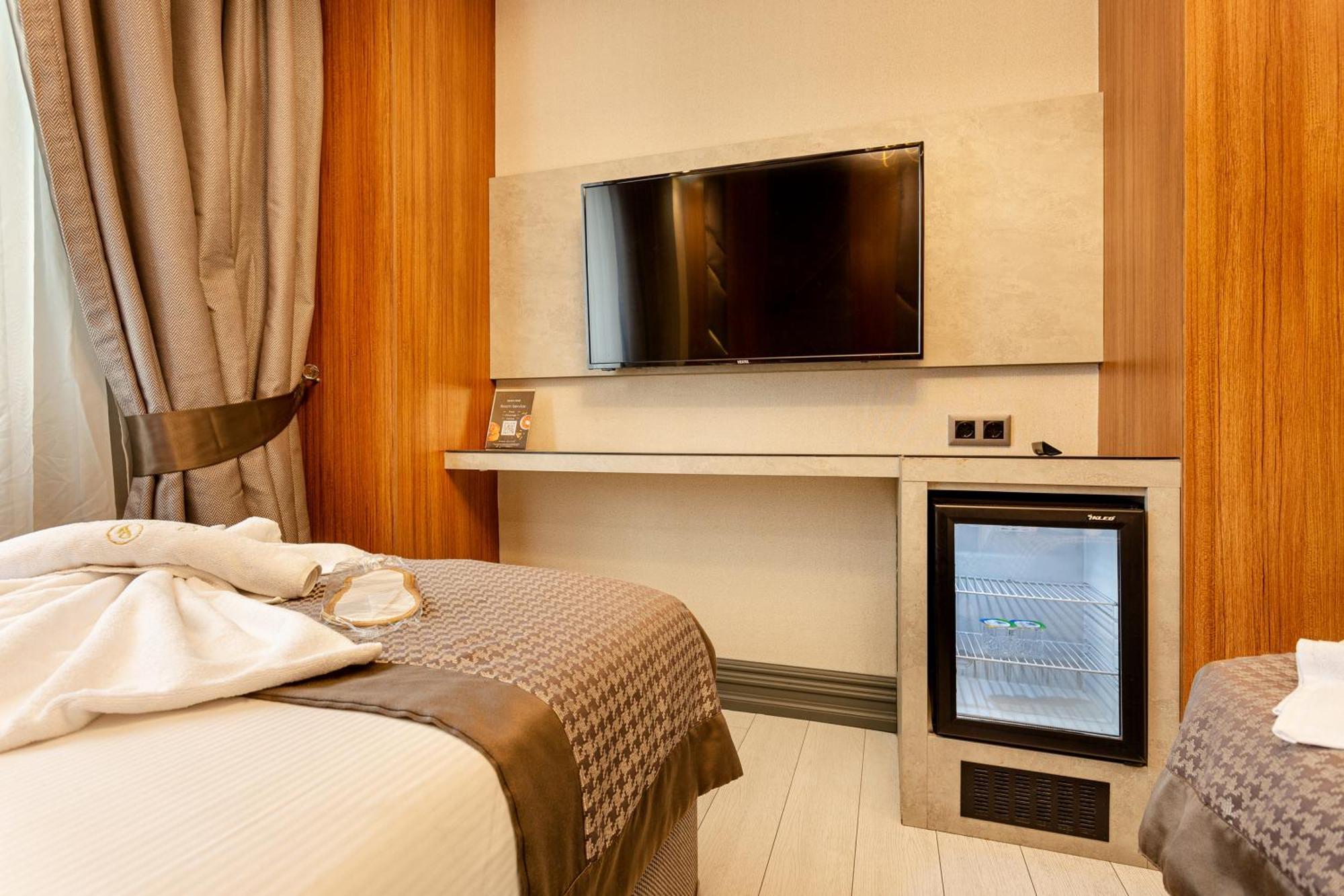 Hotel Santra 3*
