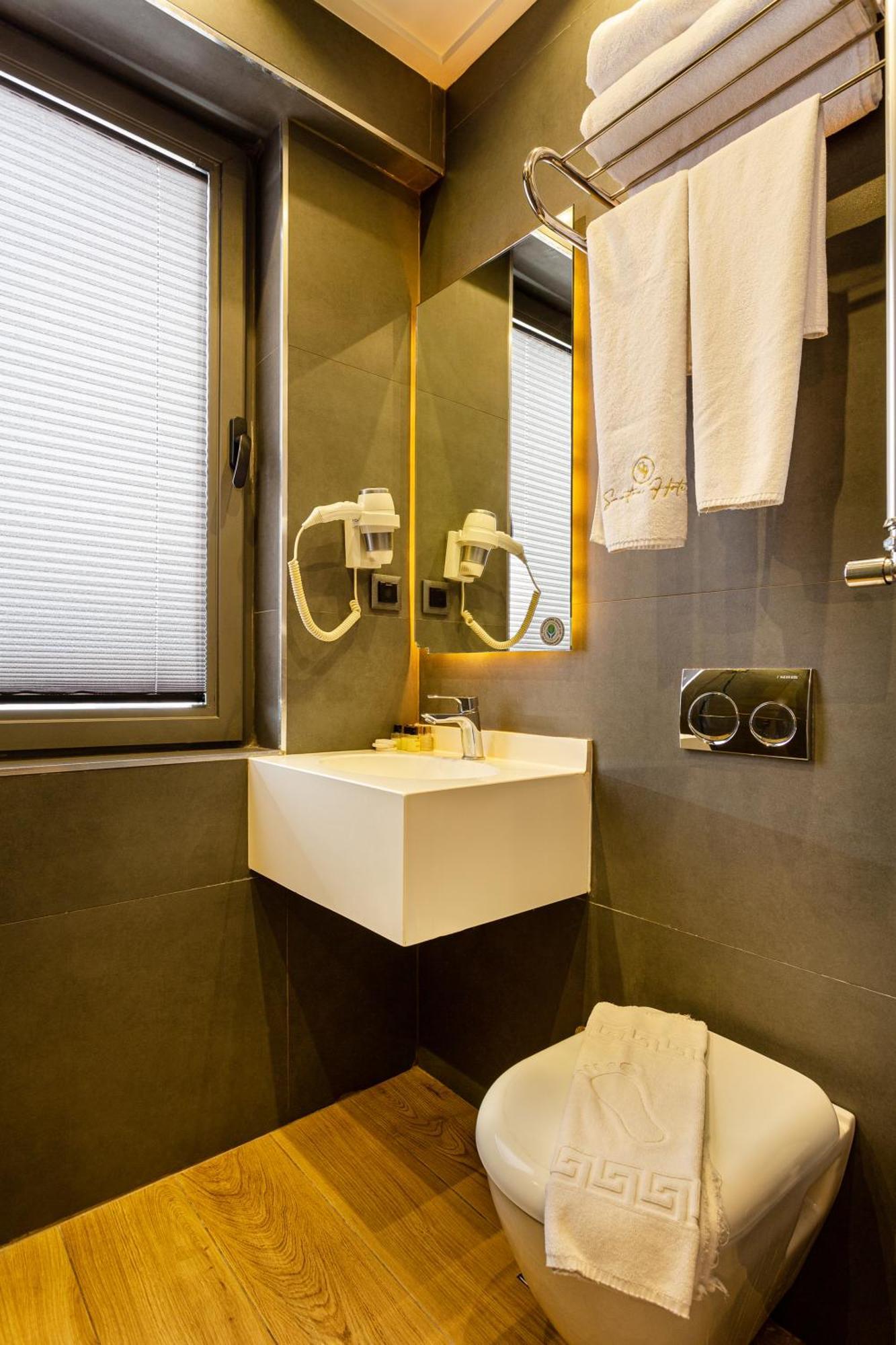 Hotel Santra 3*